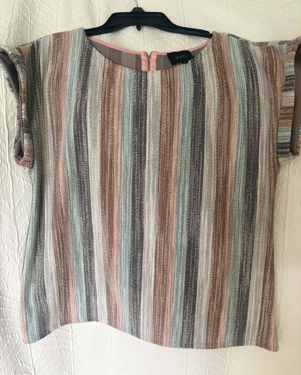 W5 Striped Top Size M Multicolor Textured Short Sleeve